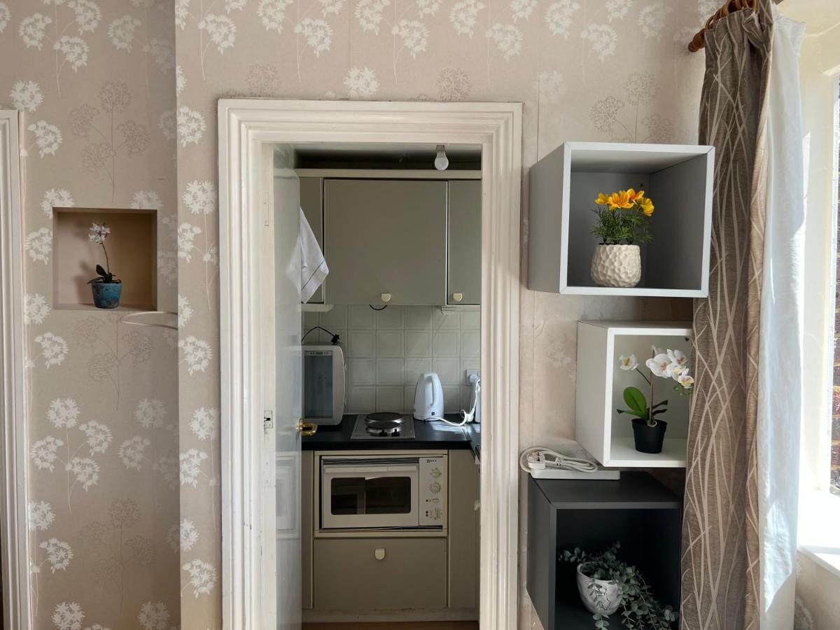 Super Located Studio In South Ken At Chelsea Cloister London Ngoại thất bức ảnh