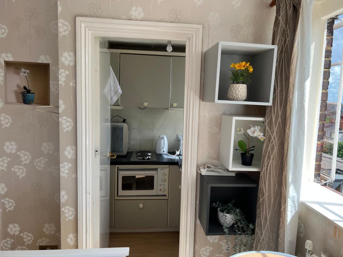 Super Located Studio In South Ken At Chelsea Cloister London Ngoại thất bức ảnh